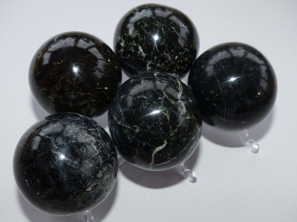 1 Kugel Marmor, Schwarz inkl. Kunststoff-Ständer